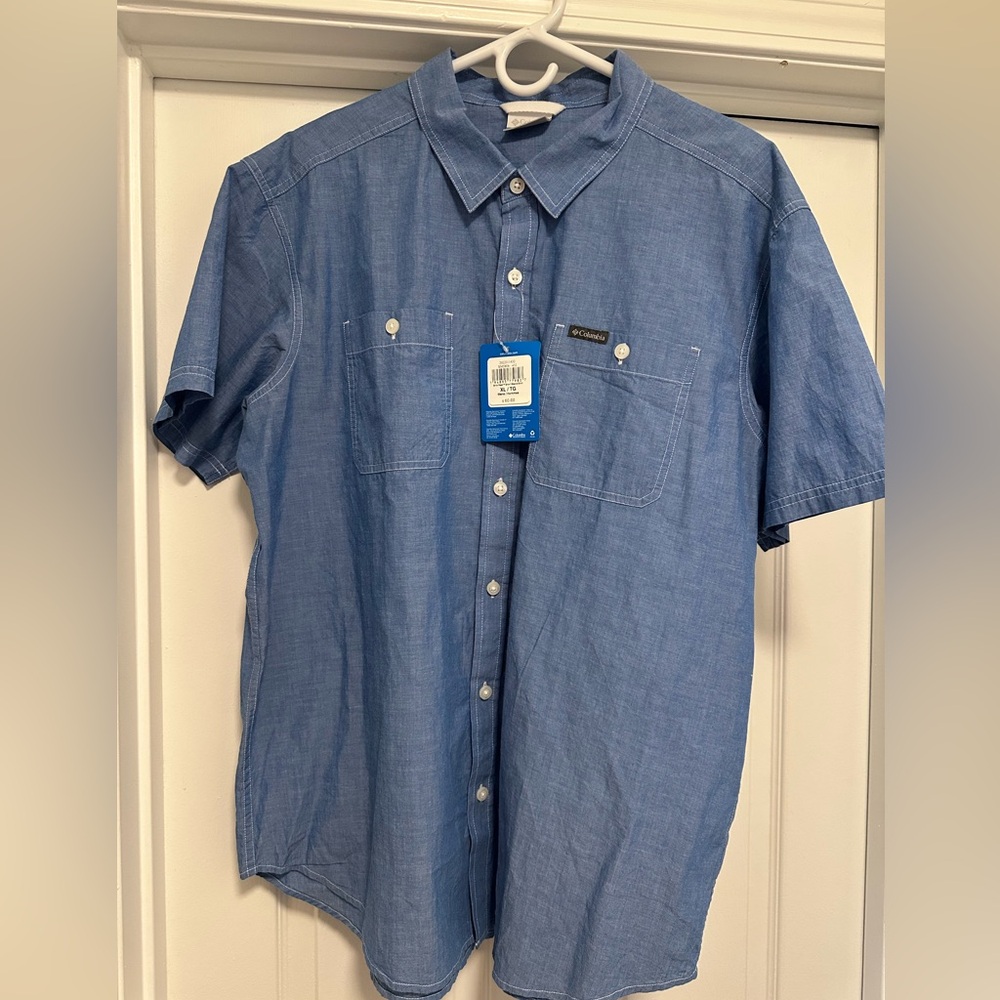 Columbia Men’s XL short sleeve shirt. Brand New with tags!